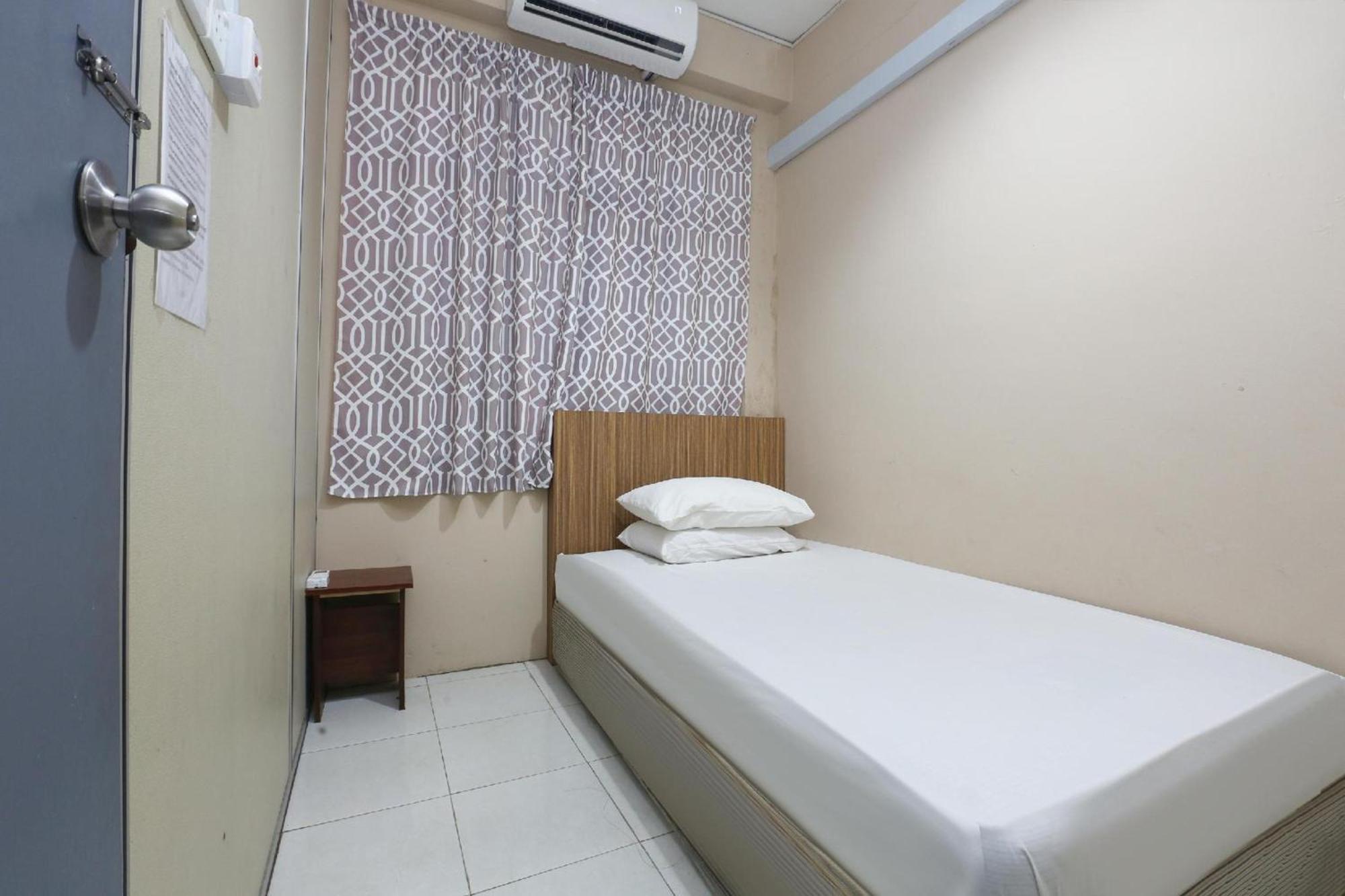 Hotel Spot On 89796 D'noor Budget Kota Bahru